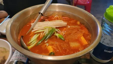 Cheongchun Pocha
