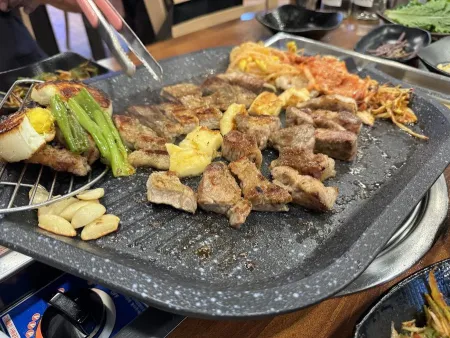 공원 삼겹살 전문점