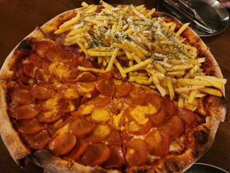 Pizza Never Sleeps