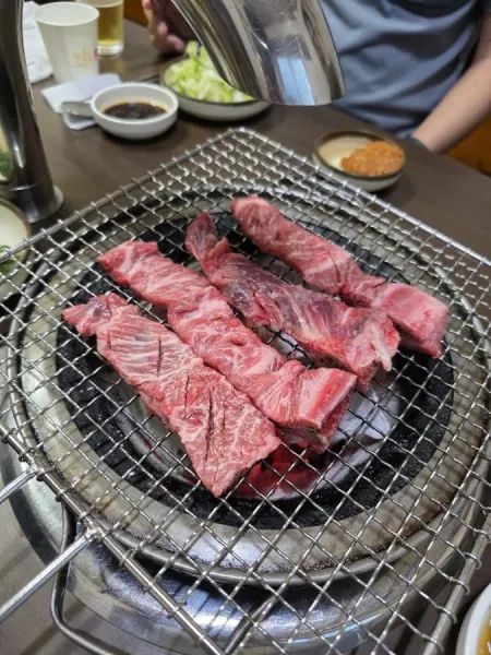 Dongbu Hanwoo Galbi