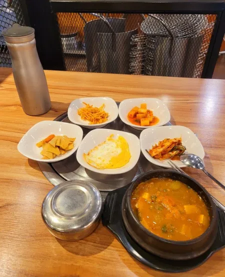 Suwon Chamsut Dwaeji Galbi
