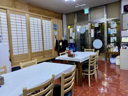 Jungang Market Underground Hoe Center