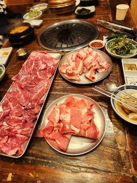 초가한우국밥