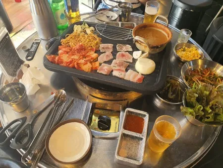 Kim Gwajang Gogi Jip Jamsil Saenae Station Branch