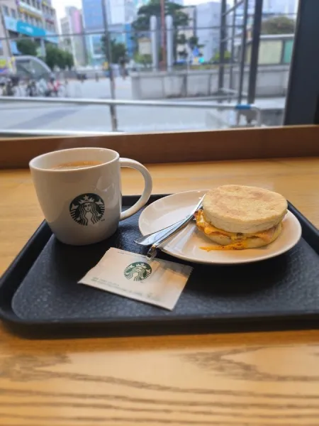 Starbucks Daegu Banwol Samsung Branch