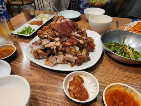 Guro Yeongyang Jokbal