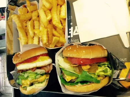 BURGER GUYS