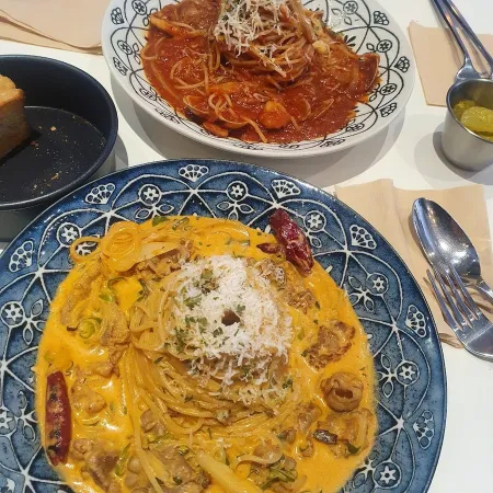 Rolling Pasta Busan National University Branch