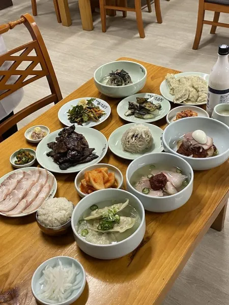 Seoul Station Gomtang