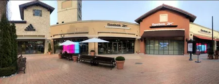 Adidas - Busan Premium Outlet Branch