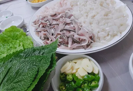 Gyeonga Hoe Susan