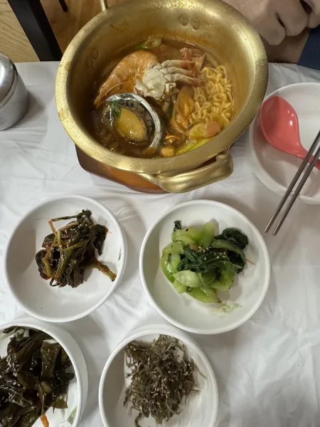 Useon Sikdang