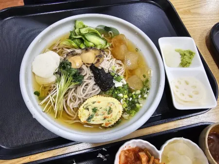Mueun Yuhwang Dwaeji Donkatsu