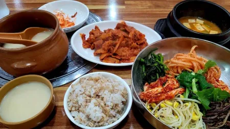 Mannyeon Geongang Boribap