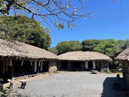 Jeju Folk Village