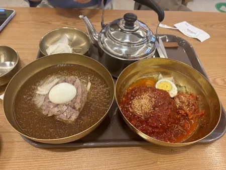 Yeongdo Myeonok Naengmyeon Gomtang