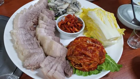 Halmae Guksu