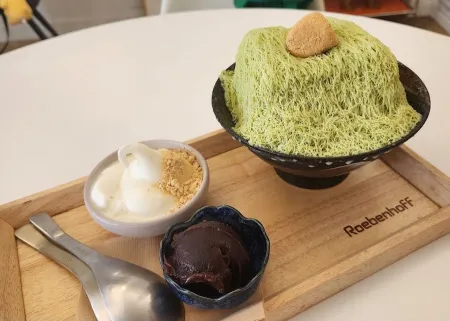 Coffee Magazine Dongseongno Branch