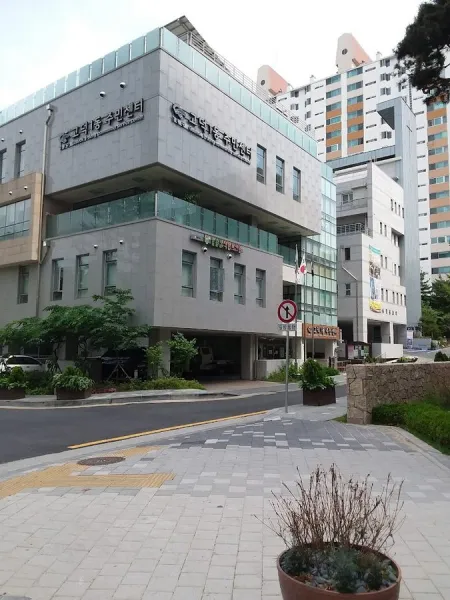 Godeok 1(il)-dong Community Service Center