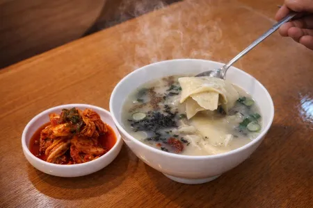 Eomji Kalguksu