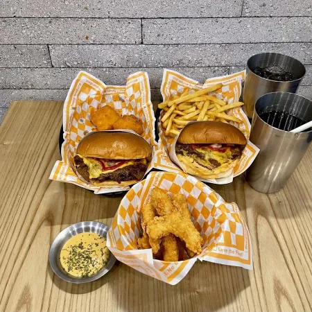 Burgers Almighty Gangnam