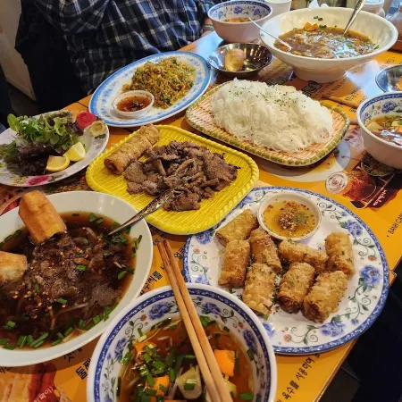 Bếp việt 반깐전문점