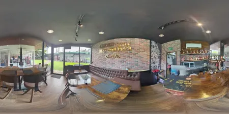 Capone's Pizza (Sukhumvit 101/1)