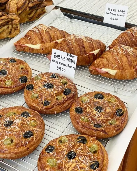 Nok Bake Shop