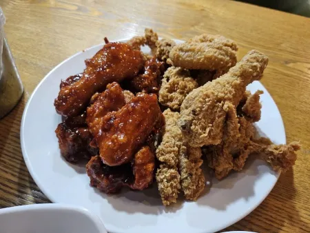 BBQ Chicken Dongdaemun Fashion Town Branch
