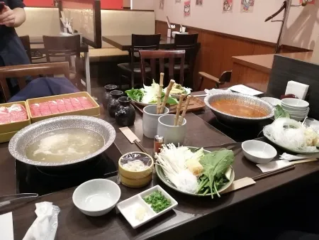Mo-Mo-Paradise Asakusa Kaminarimon