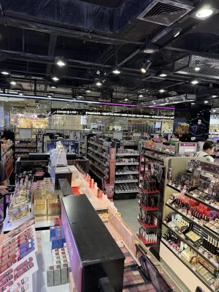 EVEANDBOY Centerpoint Siam Square