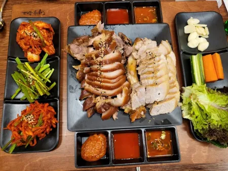 Gwi Han Jokbal Mia Sageori Branch