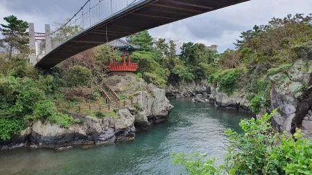 Yongyeon Suspension Bridge
