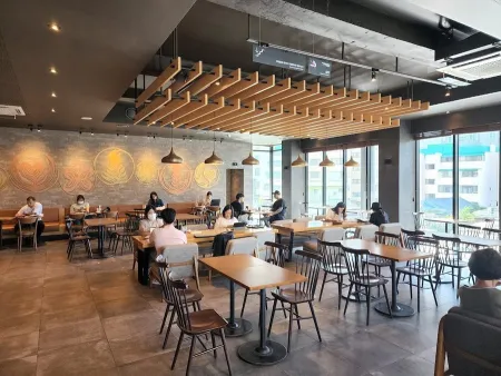 Starbucks Oncheonjang stn. DT