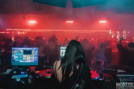 MAD NOMAD Busan Party & Languae Exchange