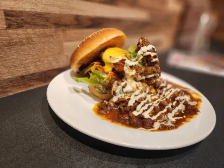 3000日かけて完成した極上ハンバーガー本町靭公園店