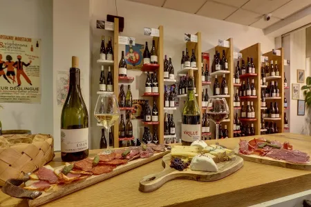Vignerons & Caviste