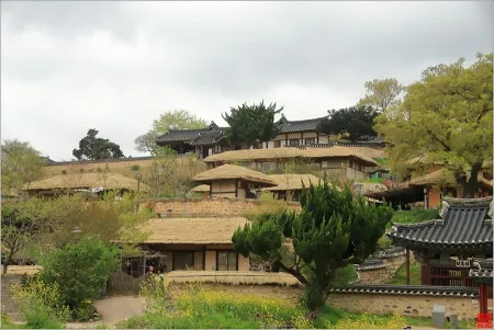 Noblean 兄山獨棟韓屋泳池別墅