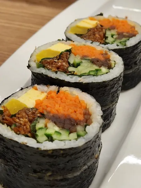 Dareuda Gimbap Jumeokbap