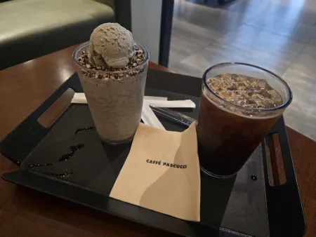 Cafe Pascucci