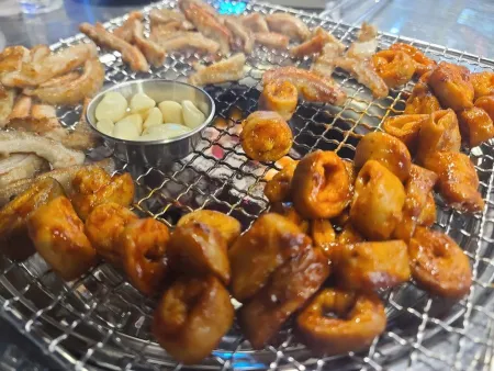Meokgol Munhyeon Yeontan Gopchang