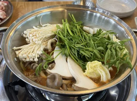 Oshio Kalguksu Main Branch (Hagidong)