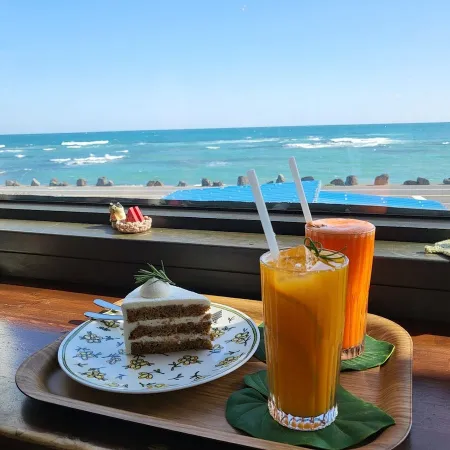 cafe yoyomoomoon