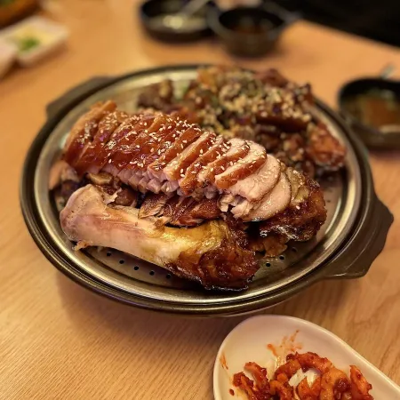 백년족발요선점
