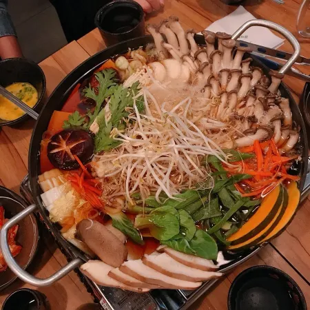 젊은소나무