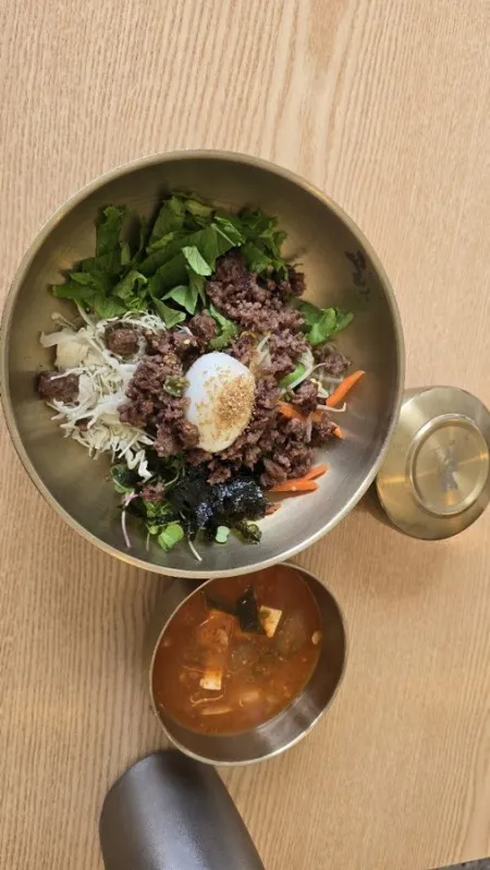 Gyoban Bibimbap