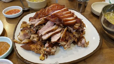 만돌이네족발보쌈