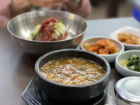 Sutaek Golmok Naengmyeon