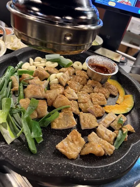 Yeon Makchang Isiapolis Branch