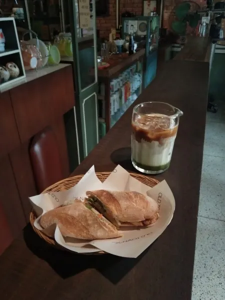 Old Town Cafe' Bangkok